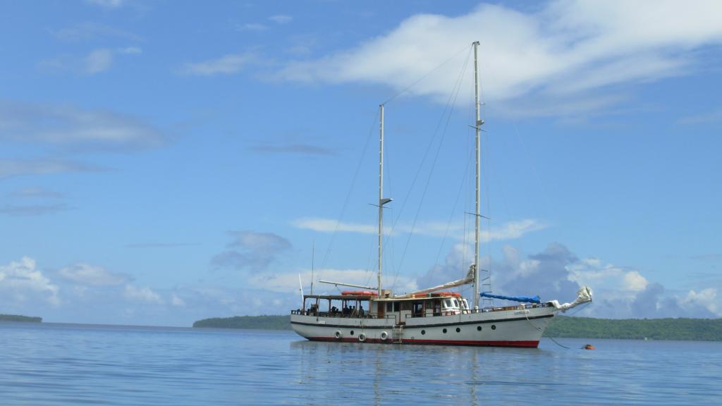 South Seas Adventure Cruise - Coongoola